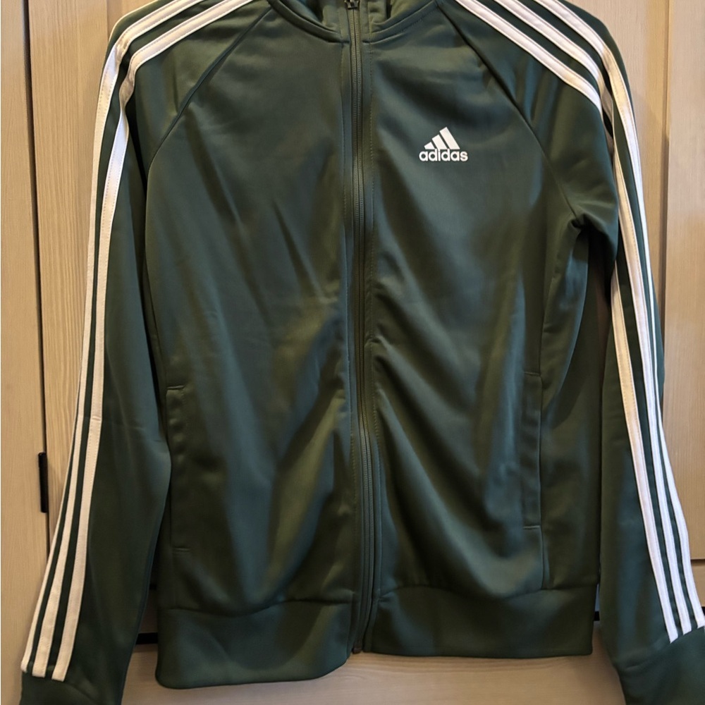 Adidas Men's Green Jacket - Picture 2 of 8